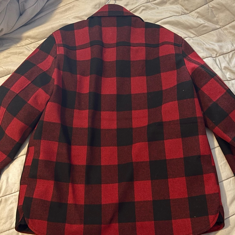 G.H. Bass & Co. Red and Black Checkered Shirt Jacket with thick Sherpa lining - Picture 3 of 4